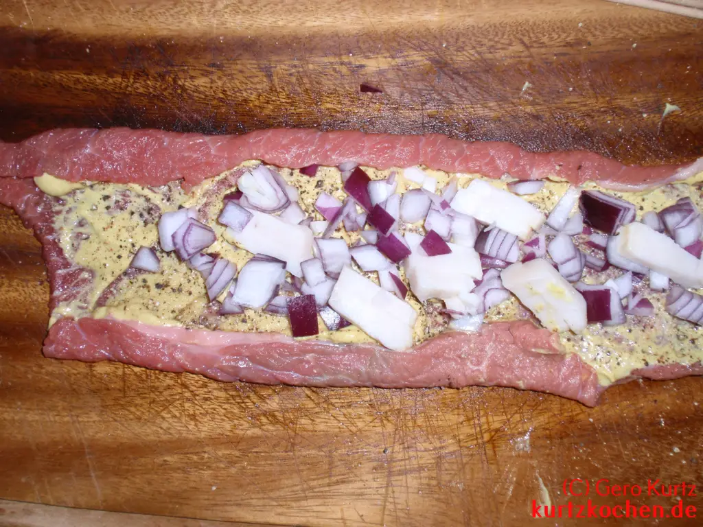 Rezept für Rinder Rouladen - Roulade mit eingeschlagenen Seitenrändern