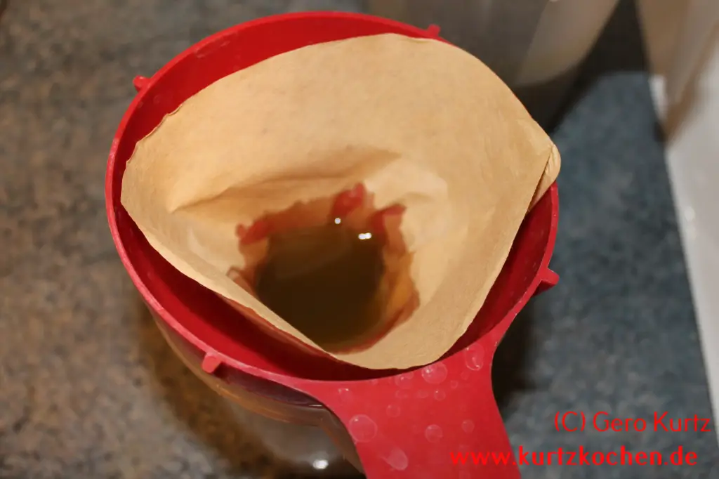 Butterblumenmarmelade Kaffeefilter