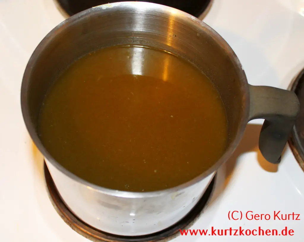 Butterblumenmarmelade Kochtopf auf Herd