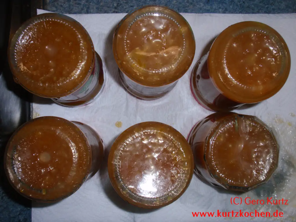 Mirabellenmarmelade 35 Twist Off Gläser auf dem Kopf