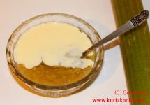 Rhabarberkompott mit Vanillesoße