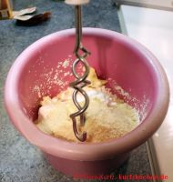 Butterspritzgebäck - Mixschüssel mit Knethaken