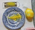 Rezept für Köllnflocken-Plätzchen - abgeriebene Zitronenschale