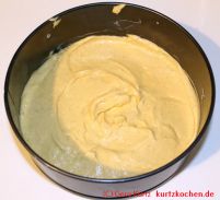 Thüringer Schmandkuchen - Teig in der Springform