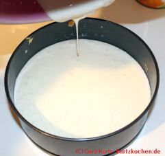 Thüringer Schmandkuchen - Springform mit Schmandfüllung