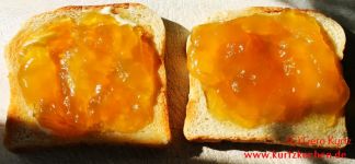Butterblumenmarmelade Toast mit Butterblumenmarmelade