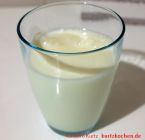 Butter selber machen - Glas selbstgemachte Buttermilch