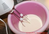 Butter selber machen - Sahne mit dem Mixer schlagen
